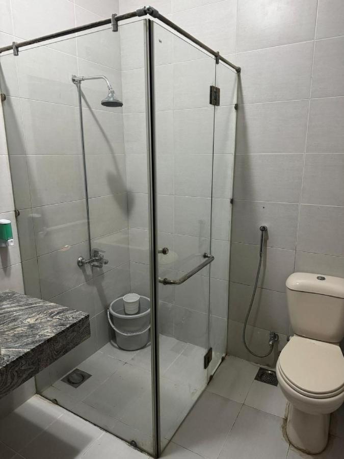 Thomas Guest House Исламабад Екстериор снимка