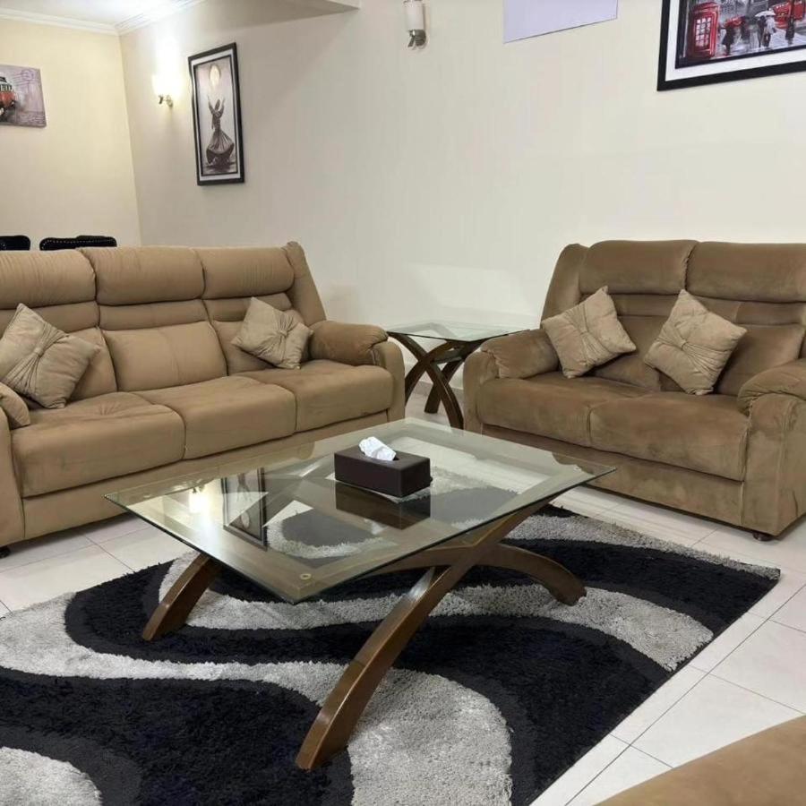 Thomas Guest House Исламабад Екстериор снимка