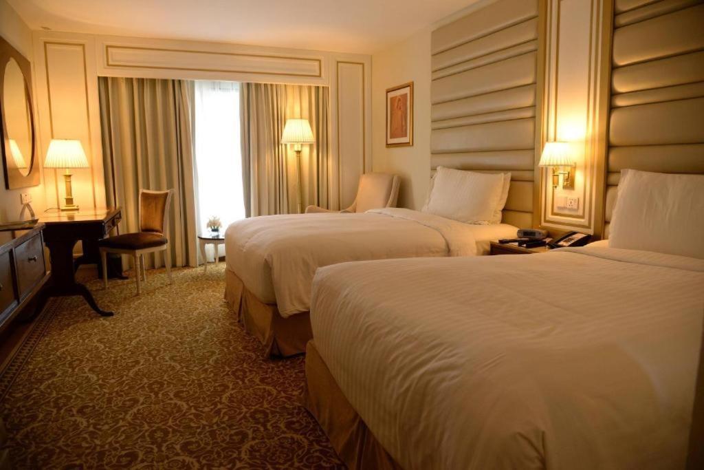 Thomas Guest House Исламабад Екстериор снимка