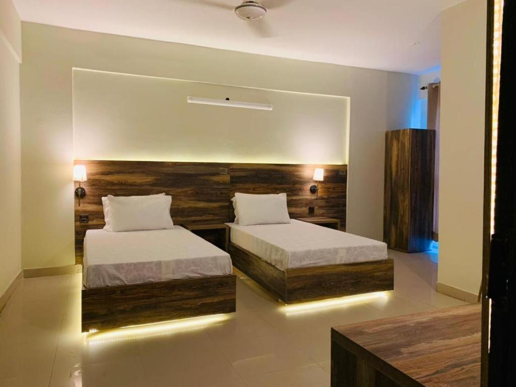 Thomas Guest House Исламабад Екстериор снимка