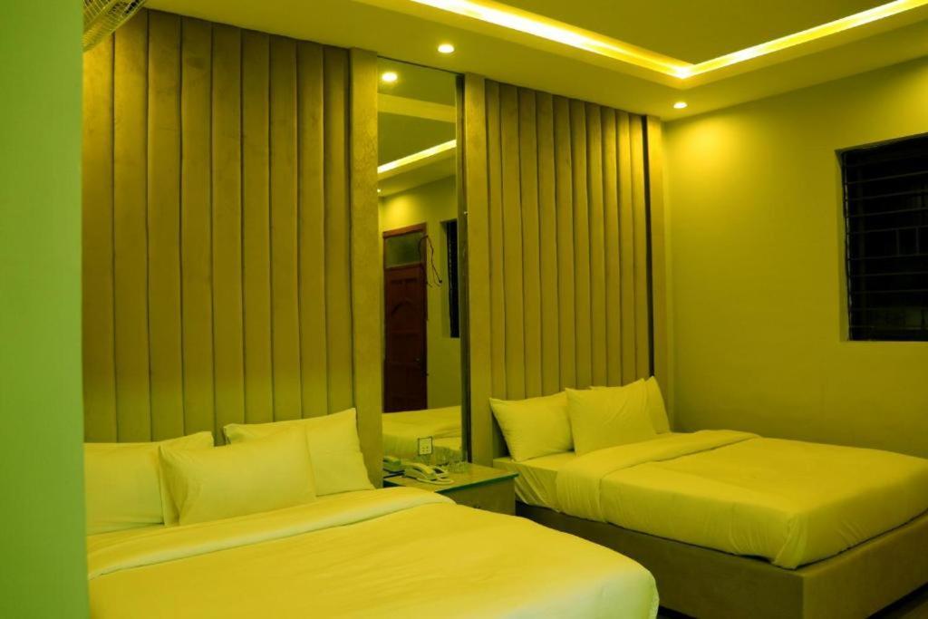 Thomas Guest House Исламабад Екстериор снимка